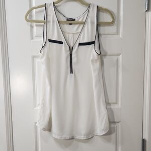 Express Ivory Sleeveless Blouse with Black Accents